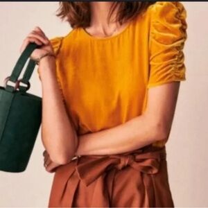 Sezane Coralie Blouse in shade Miel